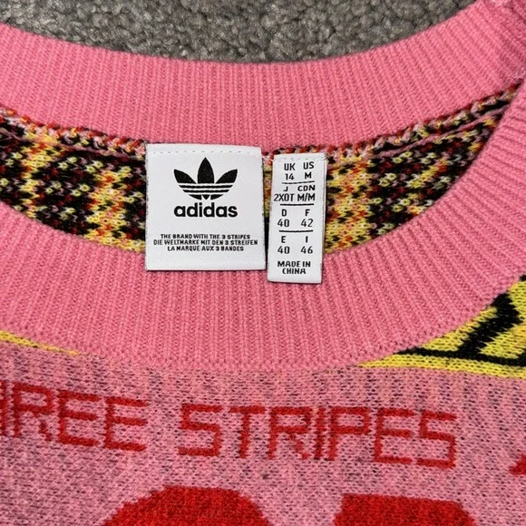 Adidas crop sweater - Picture 2 of 4